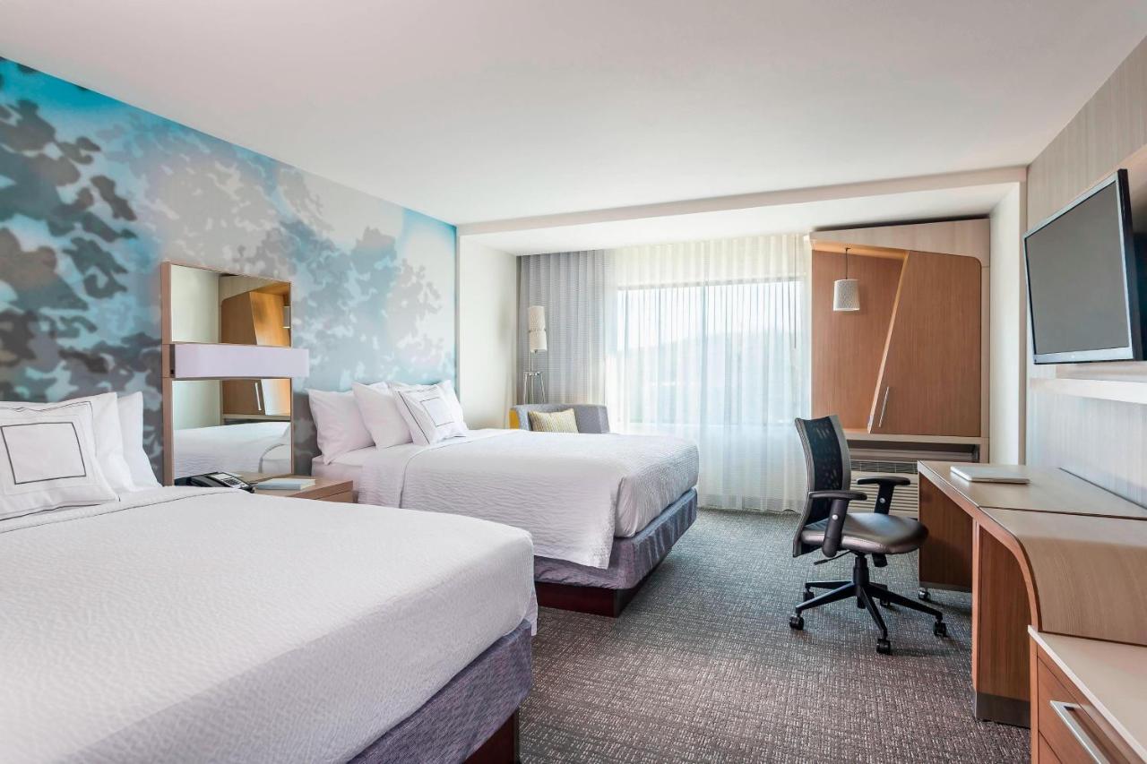 Courtyard By Marriott New York Queens, Jamaica 外观 照片